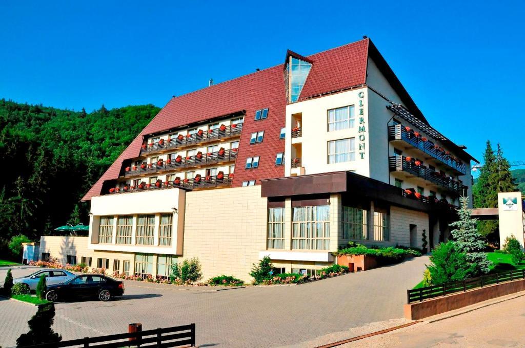 Hotel Clermont Ковасна Экстерьер фото