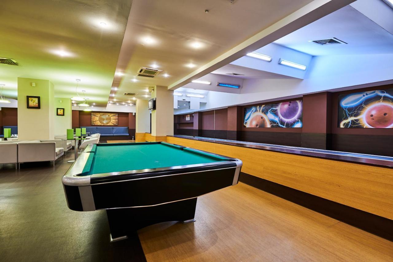 Hotel Clermont Ковасна Экстерьер фото